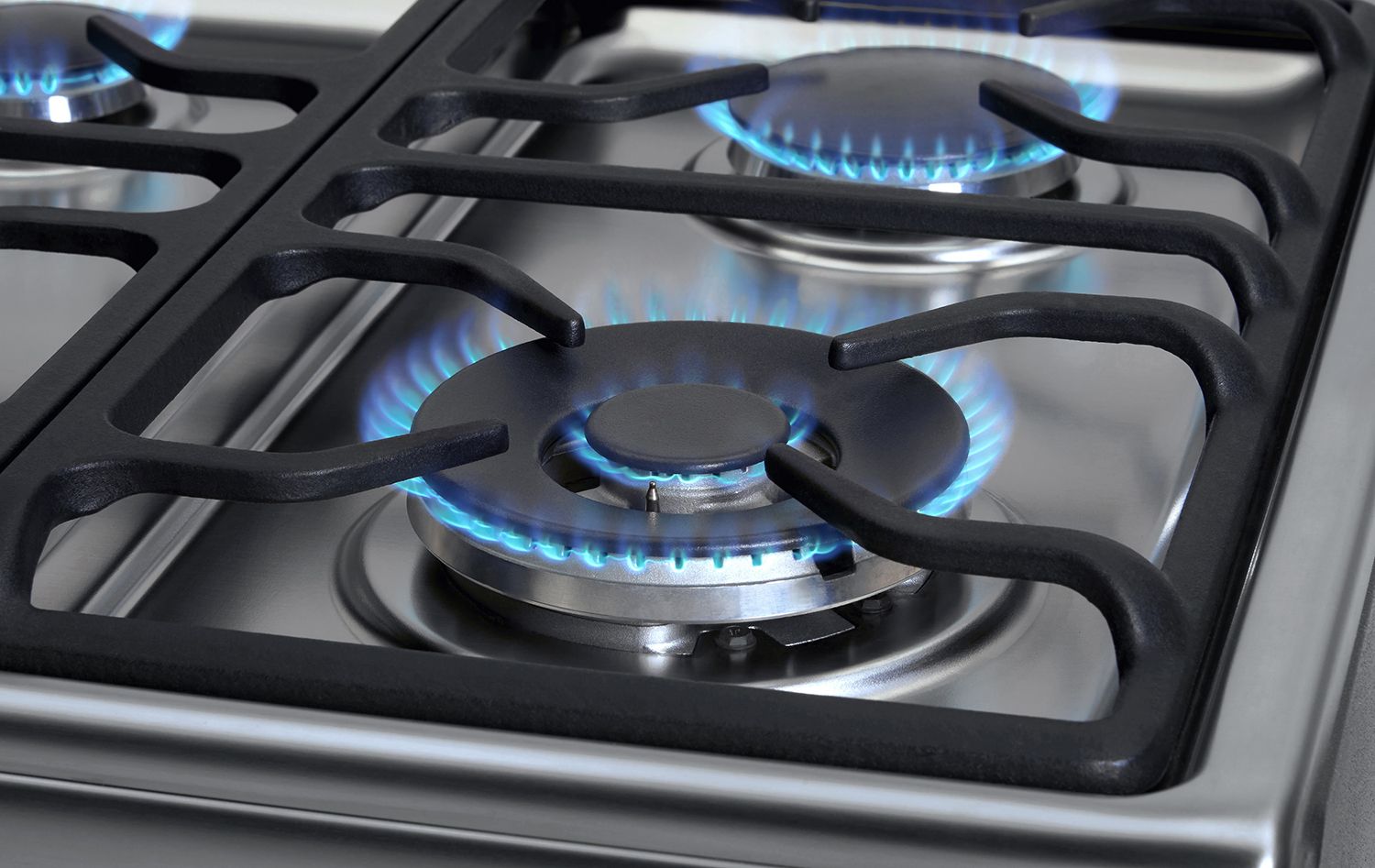 Continuarán hoy los cortes de gas por alta demanda, mientras que el Gobierno decidió «liberar» el mercado de gas licuado