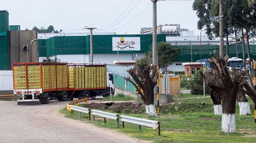 Granja Tres Arroyos cierra una de sus principales plantas por un supuesto conflicto gremial