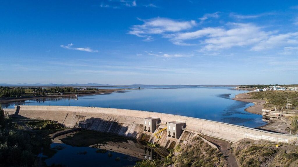 La Pampa presentó una cautelar para frenar el decreto que beneficia a Mendoza con las regalías de Los Nihuiles
